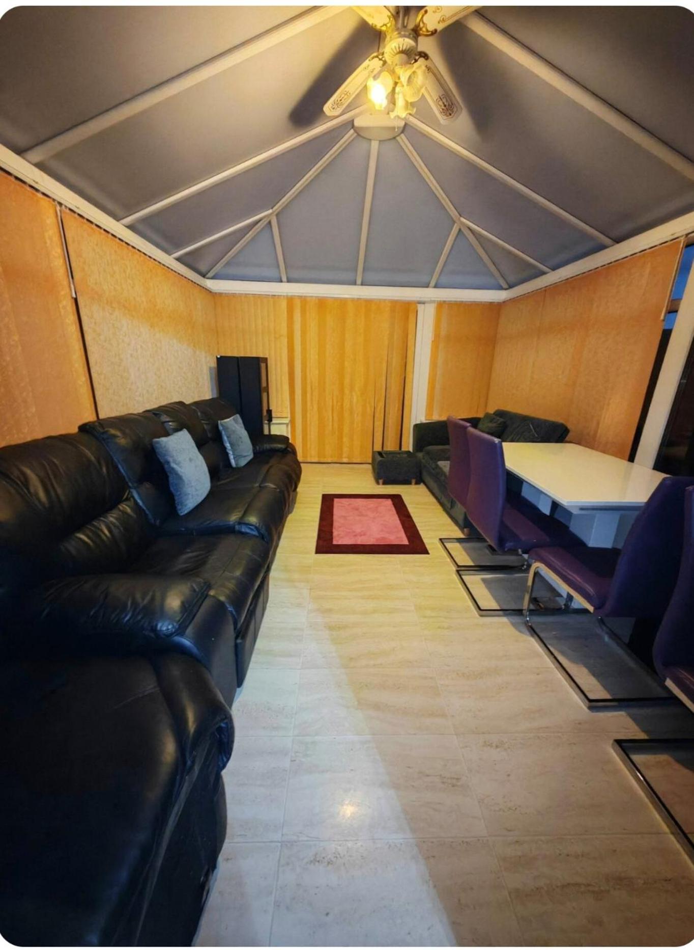Kingdom Residence Manchester Luaran gambar
